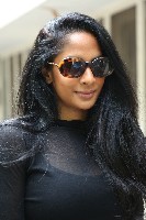 Artist Sriya Reddy Photos
